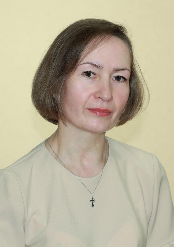 Попова Алевтина Геннадьевна.
